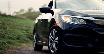 Czarna Honda Civic