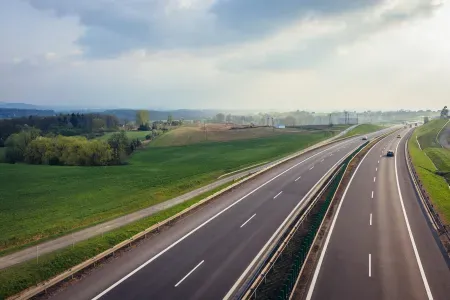 bezplatne-autostrady-gdzie-nie-zaplacisz-za-przejazd