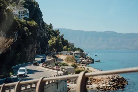 albania samochodem